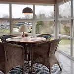 Hébergement de vacances 5 Person In *